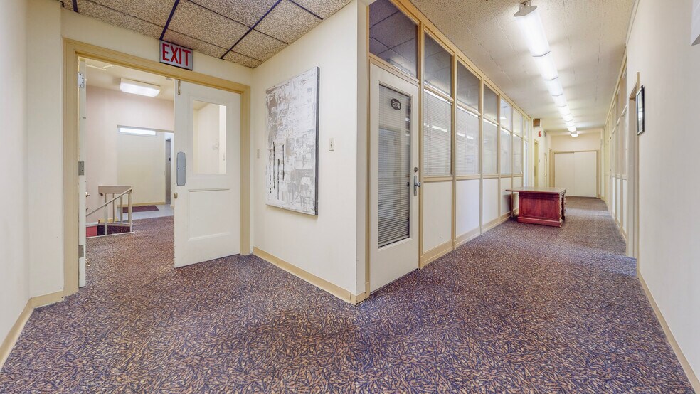 More Photos Of 501 Washington St, Steubenville Restaurant For Sale