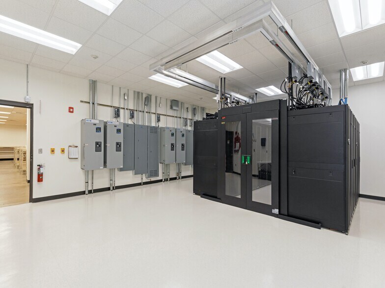 More Photos Of 220 Continuum Dr, Fletcher Research And Development For Sale