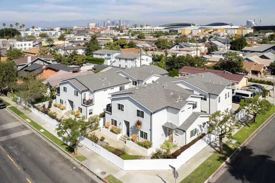 More Photos Of 3944 S Budlong Ave, Los Angeles Apartments For Sale