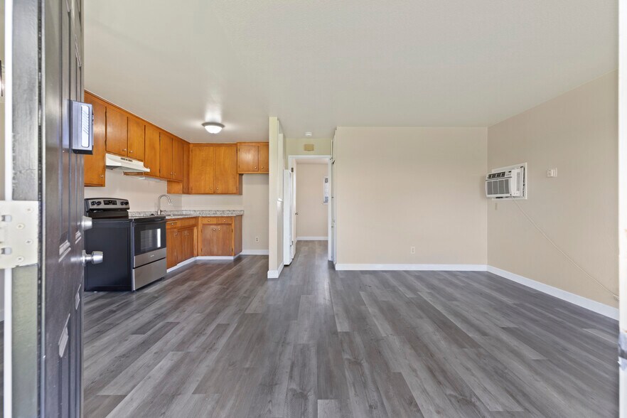 More Photos Of 6500 Jackson Ave, Riverbank Multifamily For Sale