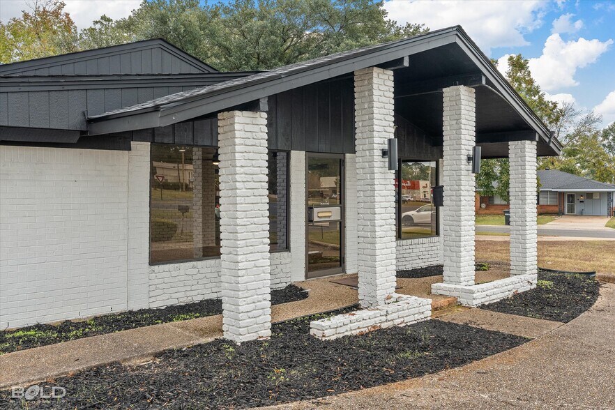 More Photos Of 9099 Mansfield Rd, Shreveport Healthcare For Sale