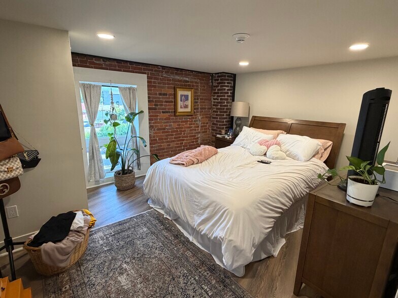 More Photos Of 151-157 N Main St, Pittston Apartments For Sale