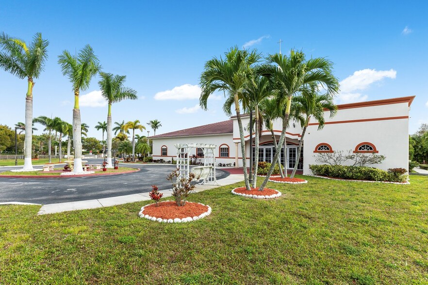 More Photos Of 7025 Summerville Ter, Lake Worth Religious Facility For Sale