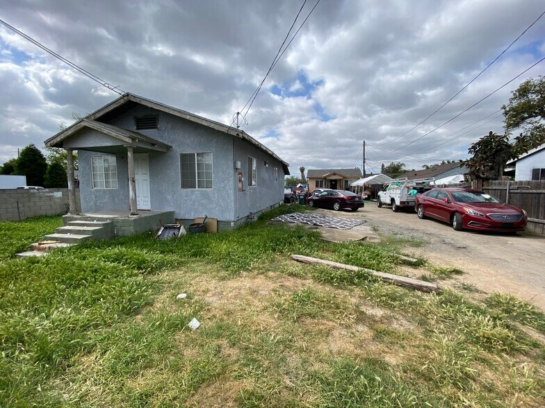 Primary Photo Of 2402 E 126th St, Compton Multifamily For Sale