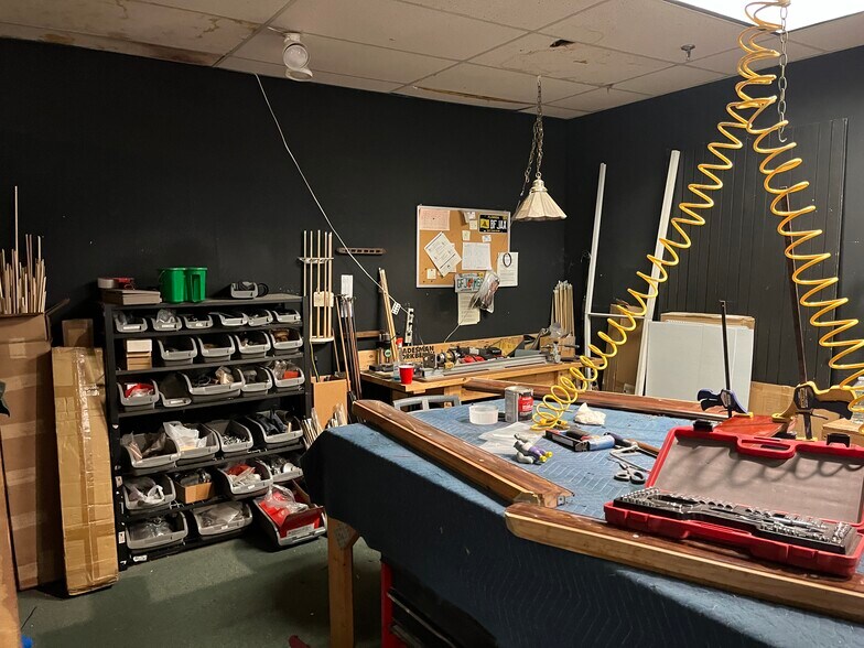 More Photos Of 5585 University Blvd W, Jacksonville Storefront Retail Office For Sale
