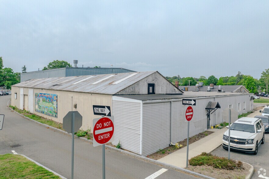 More Photos Of 40 Beharrell St, Concord Warehouse For Lease