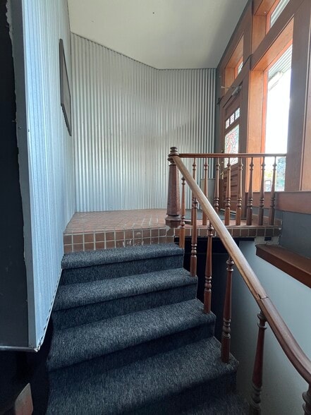 More Photos Of 4104 Hillsboro Pike, Nashville Freestanding For Lease