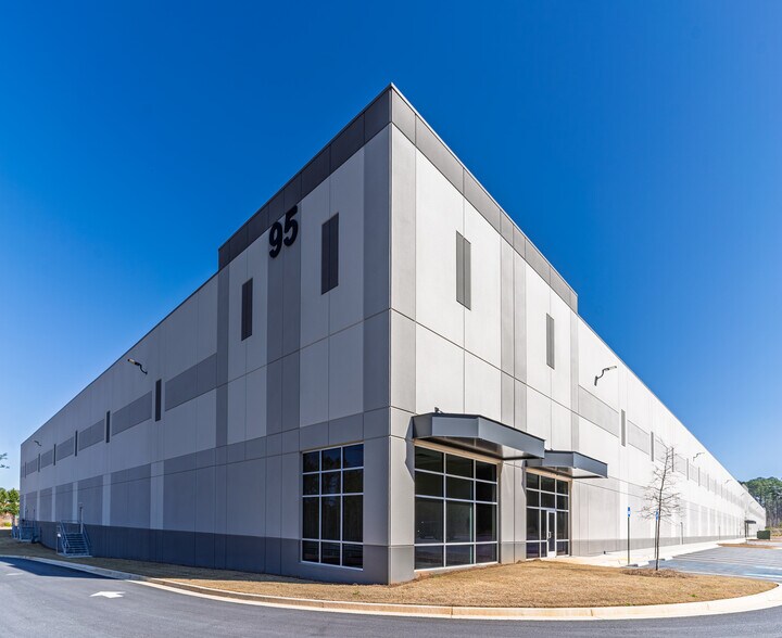 Primary Photo Of 95 Raymond Hill Rd, Newnan Distribution For Lease