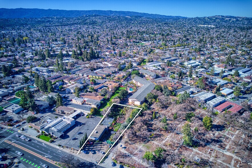 More Photos Of 332 Woodside Rd, Redwood City Land For Sale