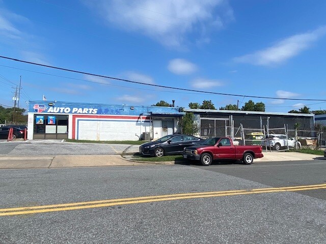 More Photos Of 116 Ritchie Rd, Capitol Heights Freestanding For Sale