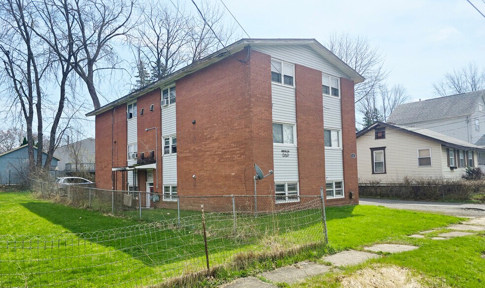 More Photos Of 328-330 Ashdale Ave, Syracuse Apartments For Sale