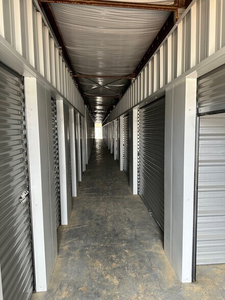 More Photos Of 221 Eastline Road, Searcy Self Storage For Sale