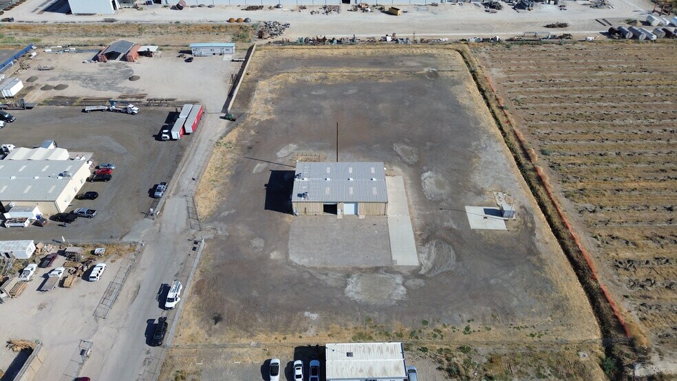 More Photos Of 4925 E Annadale Ave, Fresno Land For Lease