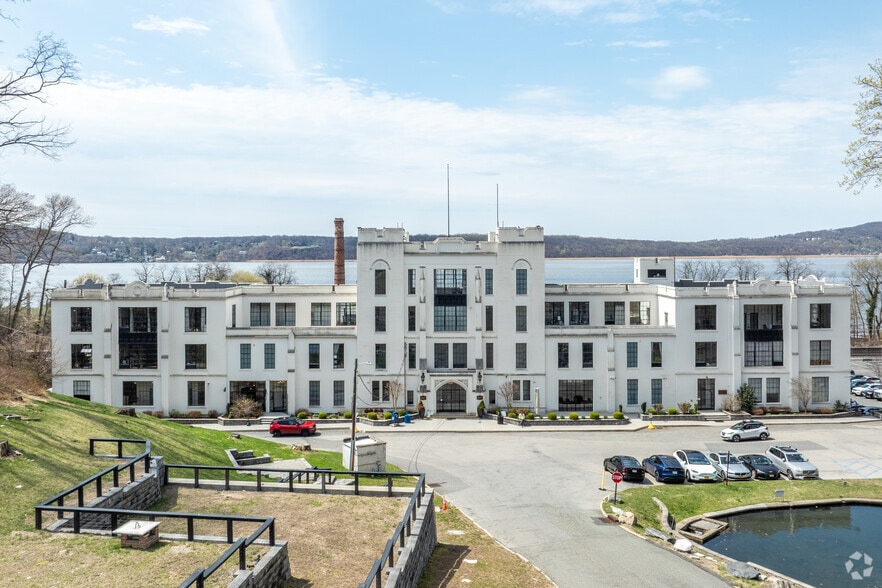 More Photos Of 145 Palisade St, Dobbs Ferry Coworking Space