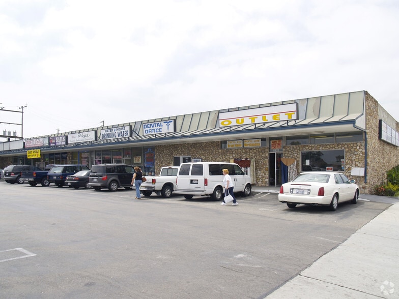 More Photos Of 5952 Westminster Blvd, Westminster General Retail For Sale