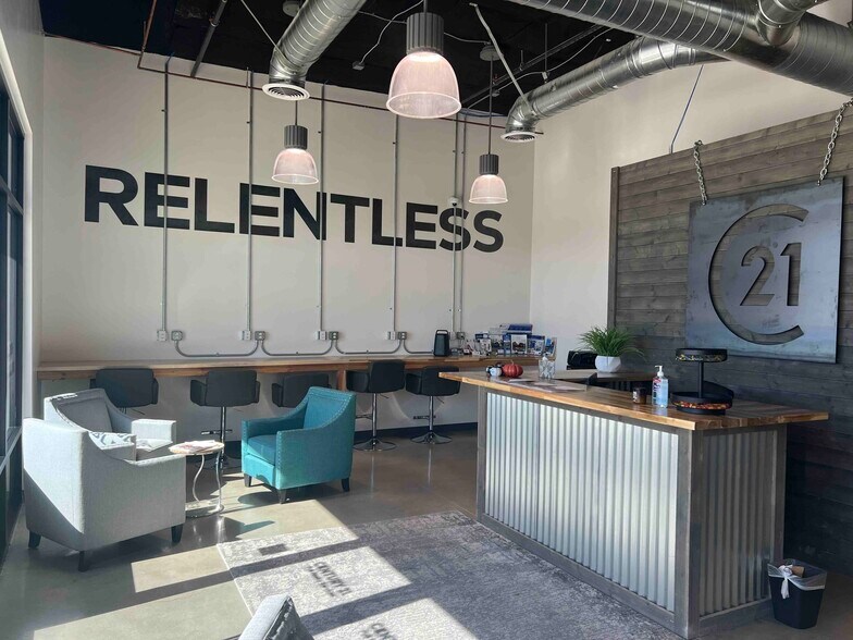 More Photos Of 27559 Newport Rd, Menifee Storefront For Lease