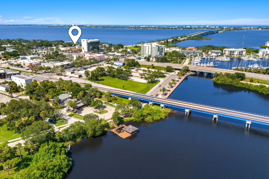 More Photos Of 1811 Riverview Dr, Melbourne Office Residential For Sale