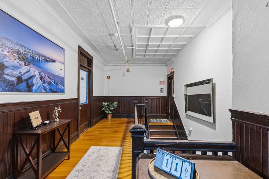 More Photos Of 159 S Main St, Fall River General Retail For Sale