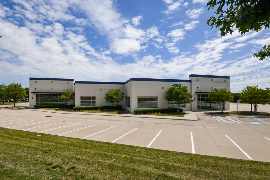 More Photos Of 6400 Pinecrest Dr, Plano Unknown For Lease