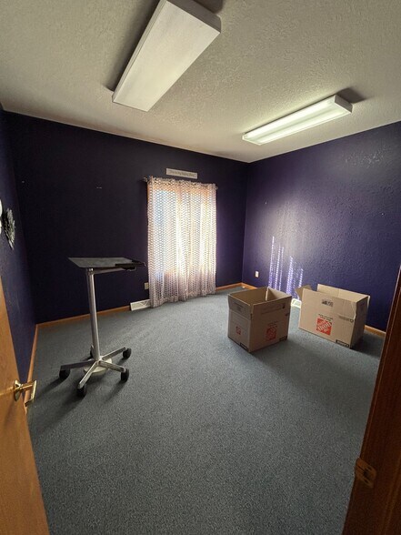 More Photos Of 819 Southwestern Run, Youngstown Medical For Sale