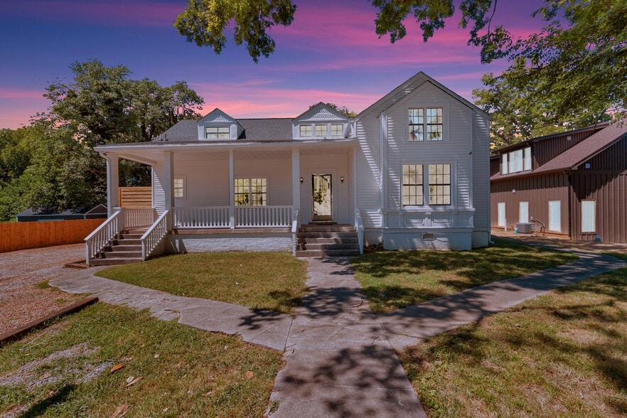 More Photos Of 928 Mcferrin Ave, Nashville Office Residential For Lease