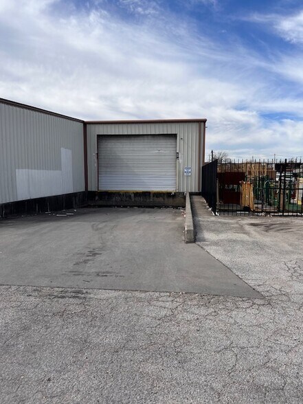 More Photos Of 3901 Airline Dr, Houston Land For Sale