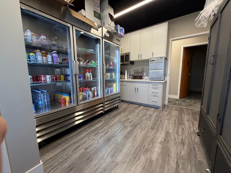 More Photos Of 132 W 13490 S, Draper Service For Sale