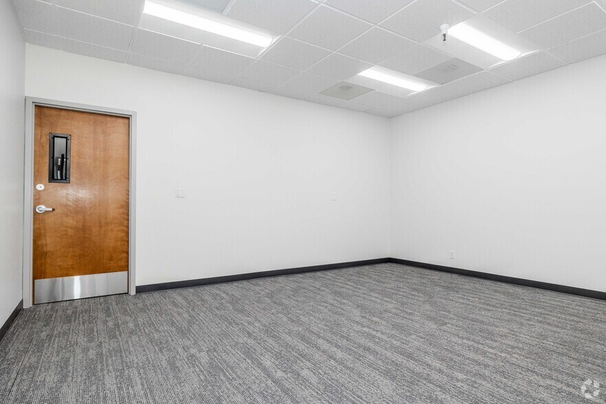 More Photos Of 2286-2298 Tripaldi Way, Hayward Unknown For Lease