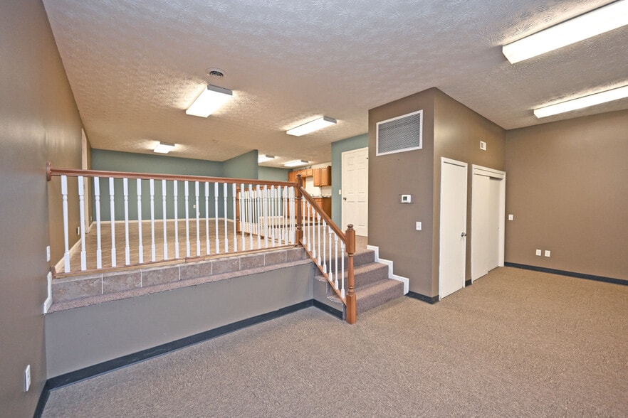 More Photos Of 9101 N Dixie Dr, Dayton Storefront Retail Office For Sale