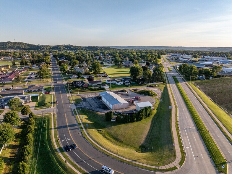 More Photos Of N5105 Leonard N, West Salem Flex For Sale