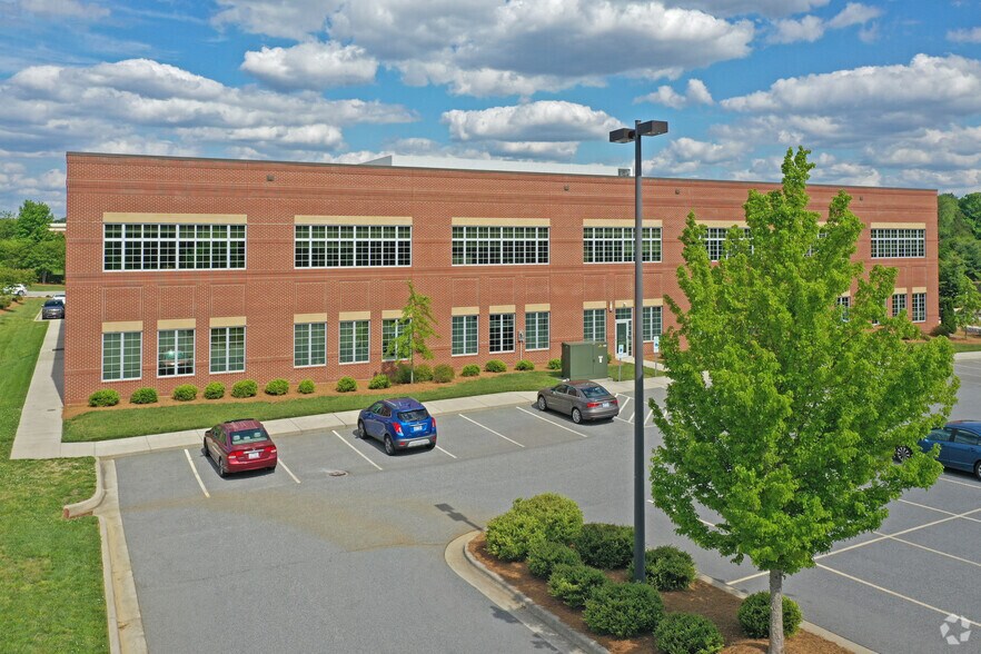 More Photos Of 2485 Penny Rd, High Point Office For Lease
