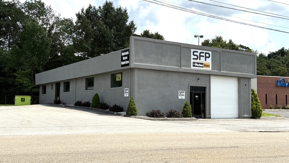 Primary Photo Of 130 Pearce Dr, Morristown Office For Lease