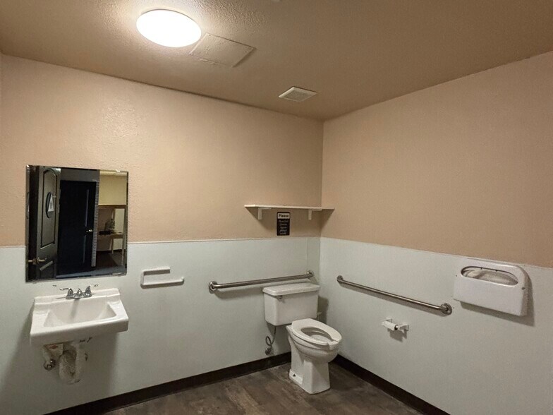 More Photos Of 3276-3278 Sonoma Blvd, Vallejo Medical For Lease