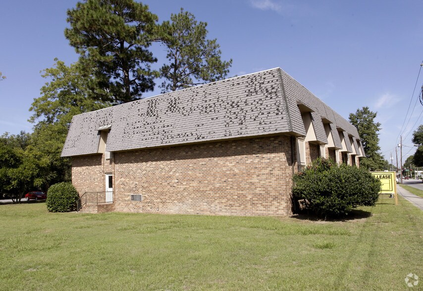 More Photos Of 127 N Main St, Statesboro Office For Lease