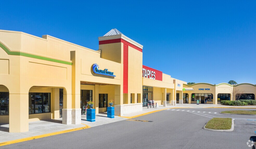 More Photos Of 1411-1525 Sadler Rd, Fernandina Beach Storefront For Lease