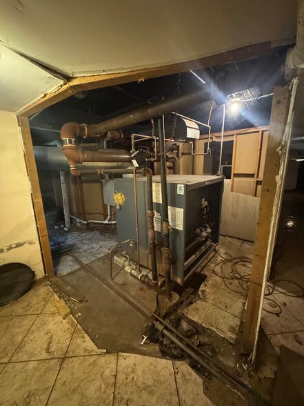 More Photos Of 5001 S Hermitage Ave, Chicago Religious Facility For Sale