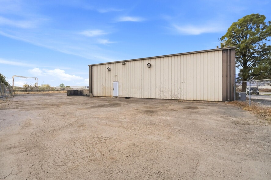 More Photos Of 3435 Kimball Cir, Colorado Springs Service For Lease