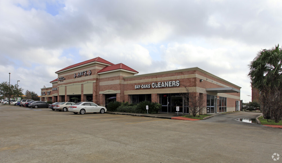 Primary Photo Of 1080 Clear Lake City Blvd, Houston Storefront For Sale