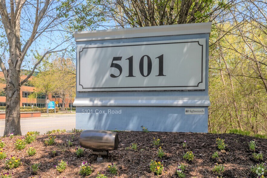 More Photos Of 5101 Cox Rd, Glen Allen Office For Lease