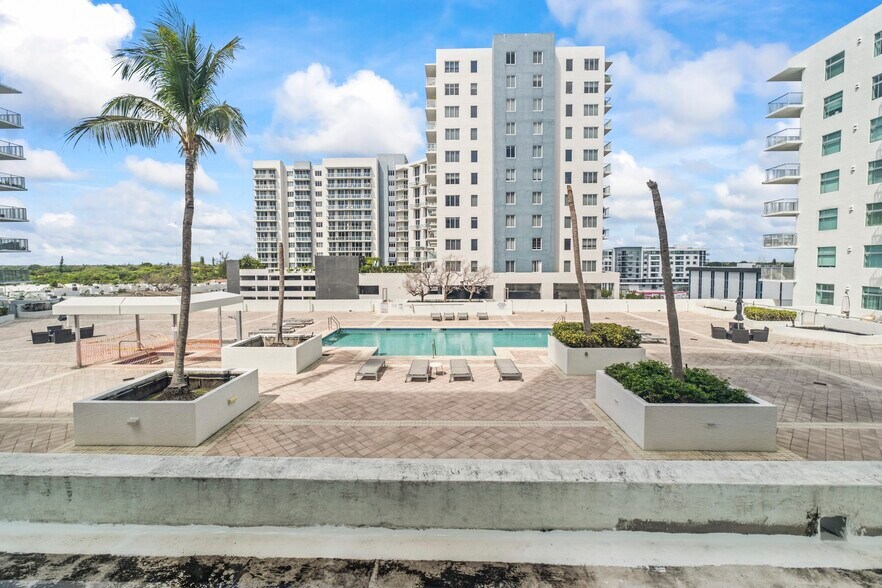 More Photos Of 140 S Dixie Hwy, Hollywood Apartments For Sale