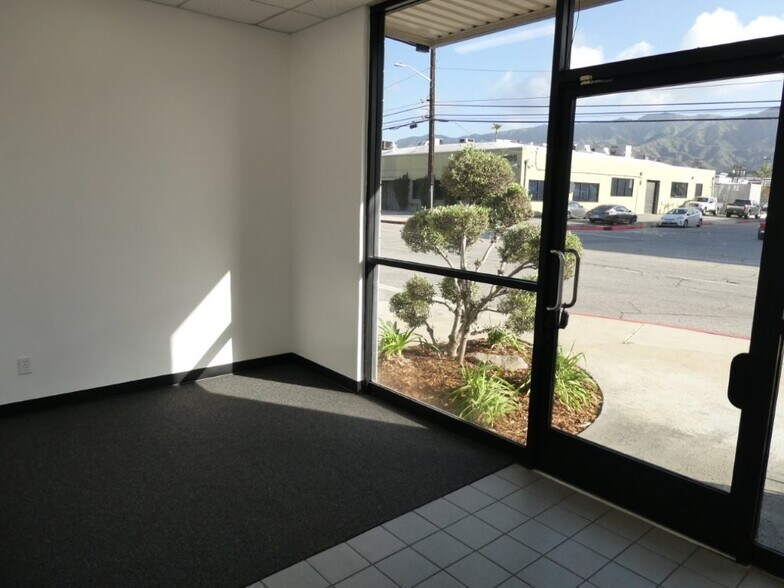 More Photos Of 1756 Flower St, Glendale Office For Lease