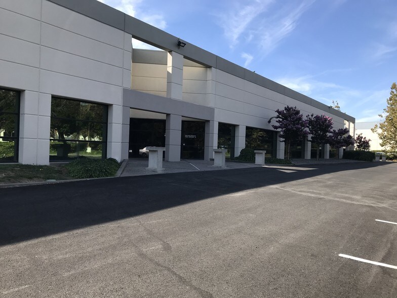 More Photos Of 2333 Courage Dr, Fairfield Light Manufacturing For Lease