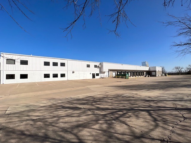 Primary Photo Of 350 Garden Acres Dr, Fort Worth Refrigeration Cold Storage For Lease