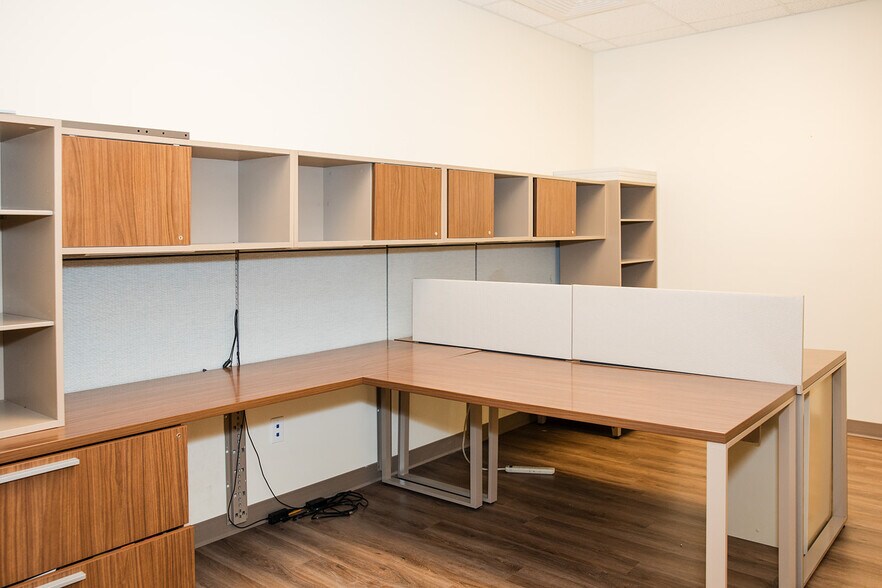 More Photos Of 101B Villa Dr, Daphne Medical For Lease