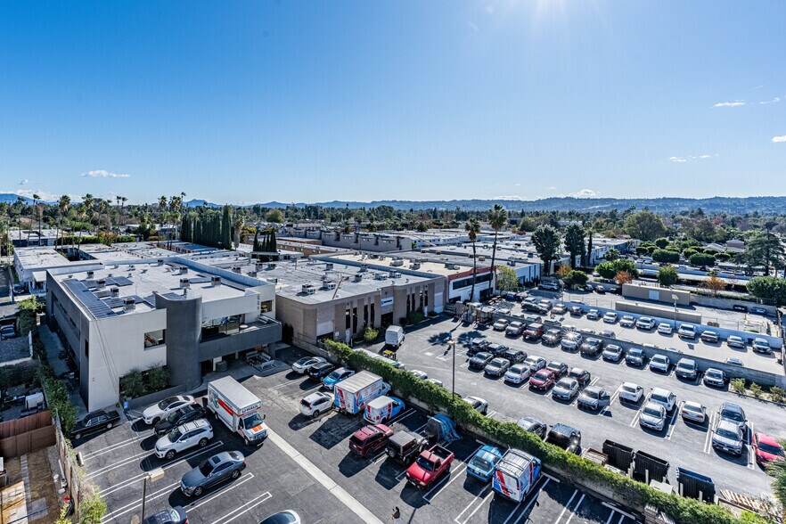 More Photos Of 6746 Valjean Ave, Van Nuys Loft Creative Space For Sale