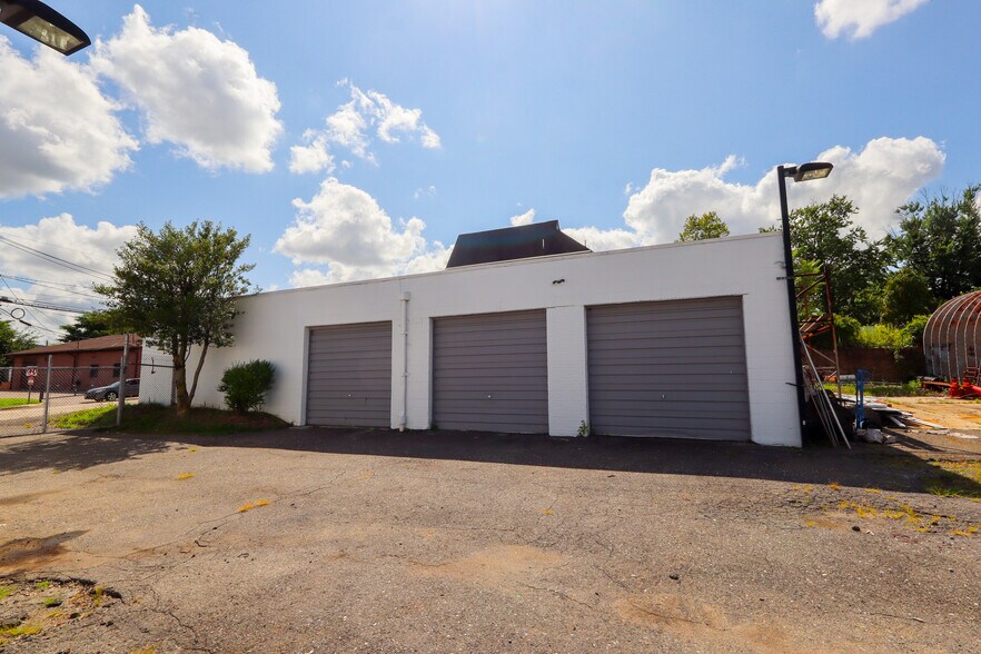 More Photos Of 4730 N Crescent Blvd, Pennsauken Industrial For Sale