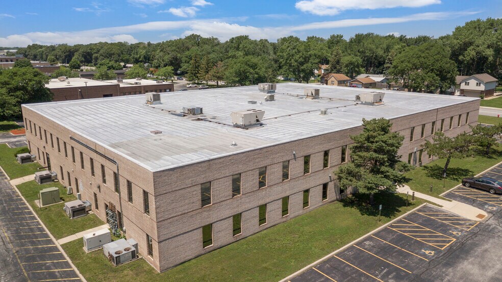 More Photos Of 1055 W 175th St, Homewood Office For Lease