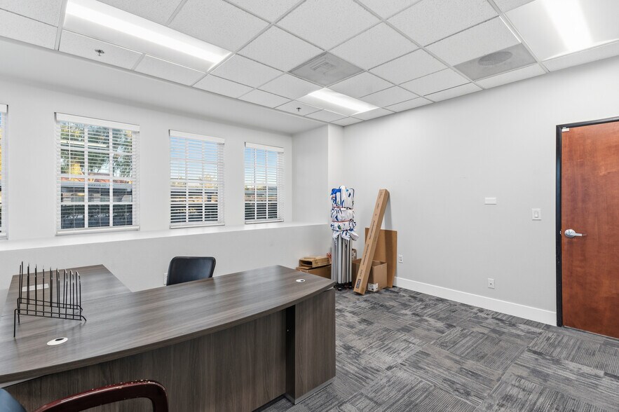 More Photos Of 3037 E Warm Springs Rd, Las Vegas Medical For Sale