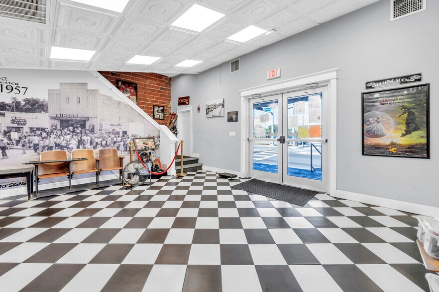 More Photos Of 174 Miracle Strip Pky SE, Fort Walton Beach Storefront For Lease
