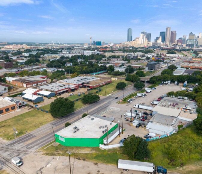 More Photos Of 2438 S Cesar Chavez Blvd, Dallas Manufacturing For Sale